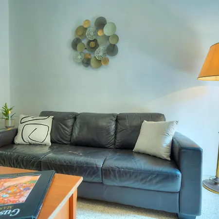 Spacious, Cozy 2bedroom Near Seafront Mkim1-1 Sliema