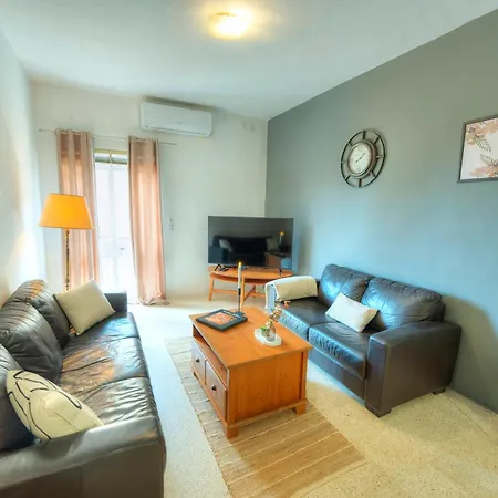 Spacious, Cozy 2bedroom Near Seafront Mkim1-1 *