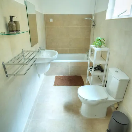 Spacious, Cozy 2bedroom Near Seafront Mkim1-1 Apartmán